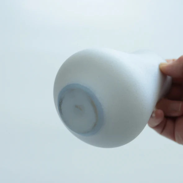 [Display Only] "White Vassel" Pitcher 2